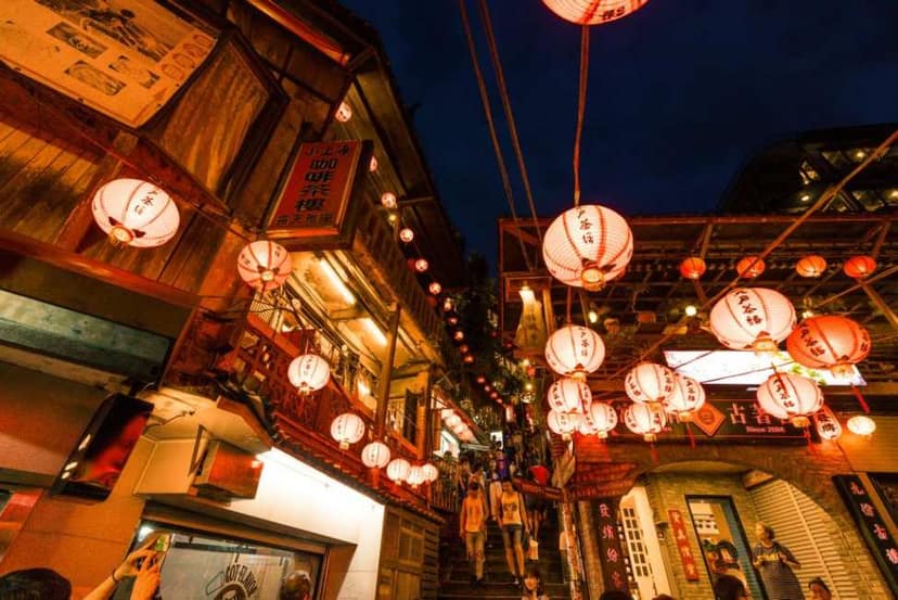 KKday: Limited Buy 1 Get 1 Taiwan North Coast Day Tour: Jiufen, Yehliu, Shifen, A-Mei Teahouse
